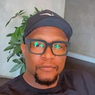 Photo of Louis Edem